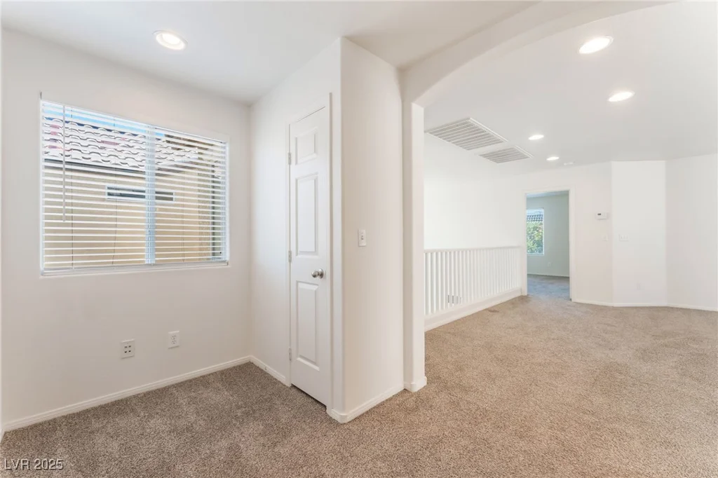 7553 Virginia Dale, Las Vegas, NV 89131