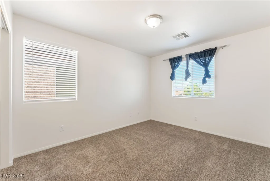 7553 Virginia Dale, Las Vegas, NV 89131