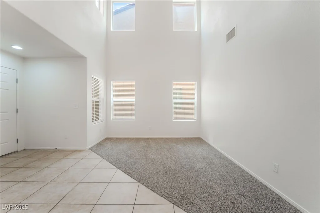 7553 Virginia Dale, Las Vegas, NV 89131