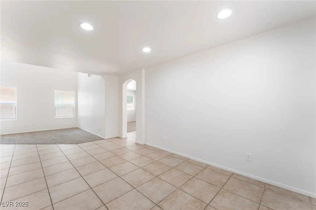 7553 Virginia Dale, Las Vegas, NV 89131