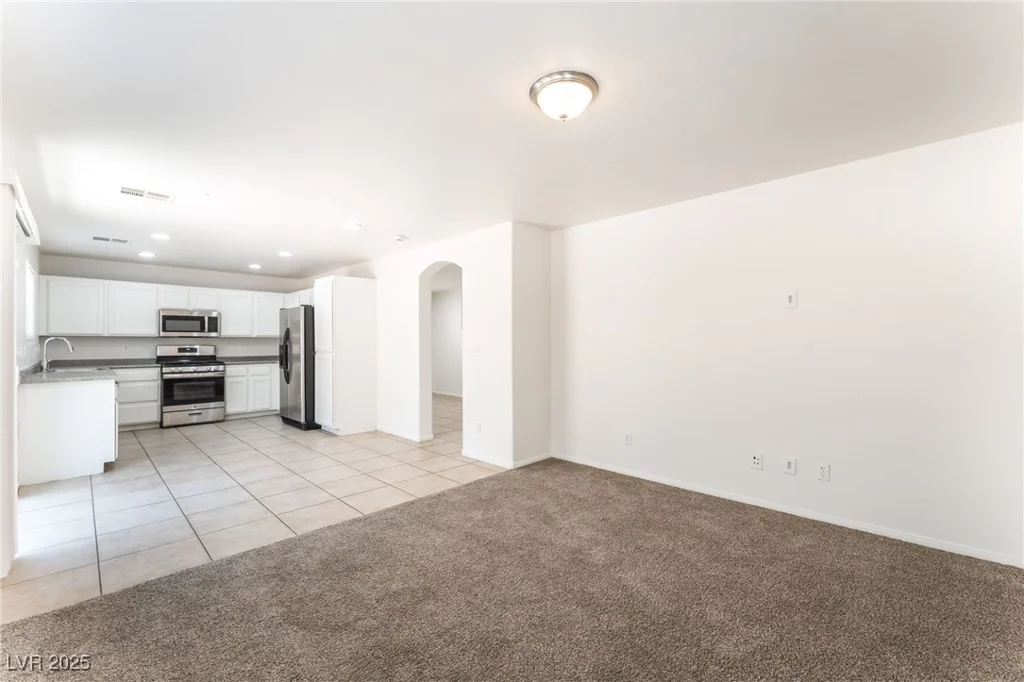 7553 Virginia Dale, Las Vegas, NV 89131