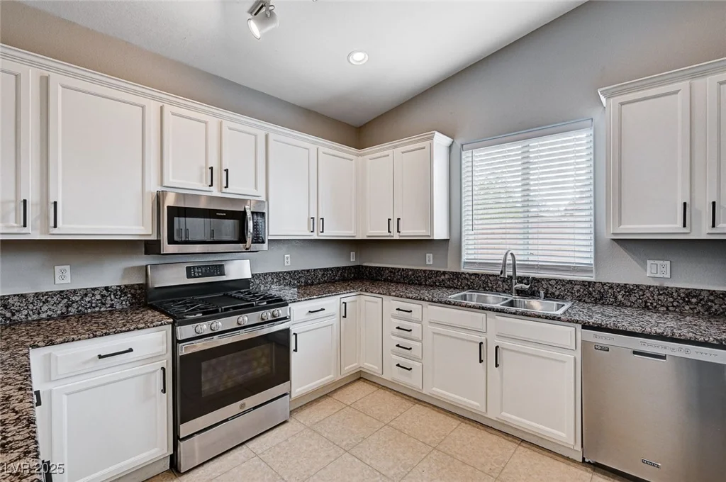 525 Sun Mountain, North Las Vegas, NV 89031