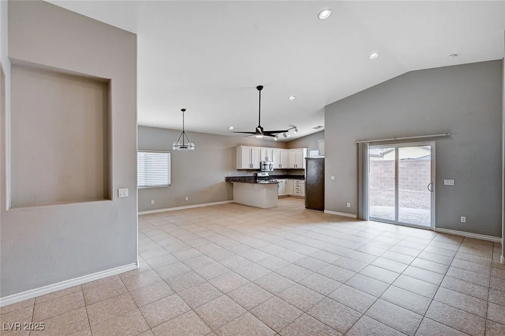 525 Sun Mountain, North Las Vegas, NV 89031
