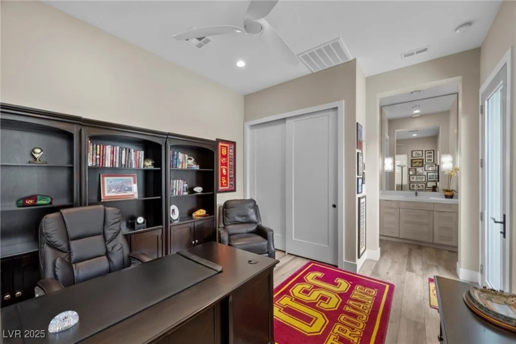 6804 Regency Stone, Las Vegas, NV 89148
