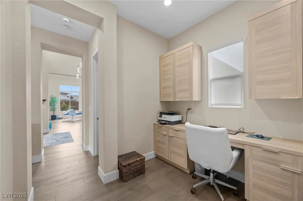 6804 Regency Stone, Las Vegas, NV 89148