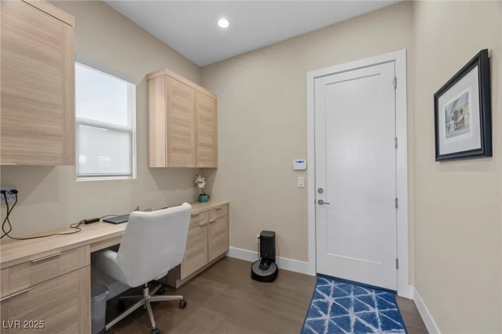 6804 Regency Stone, Las Vegas, NV 89148