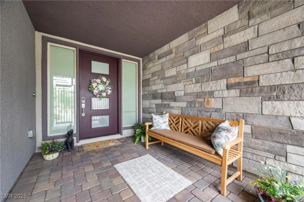 6804 Regency Stone, Las Vegas, NV 89148