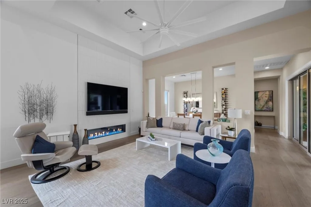 6804 Regency Stone, Las Vegas, NV 89148