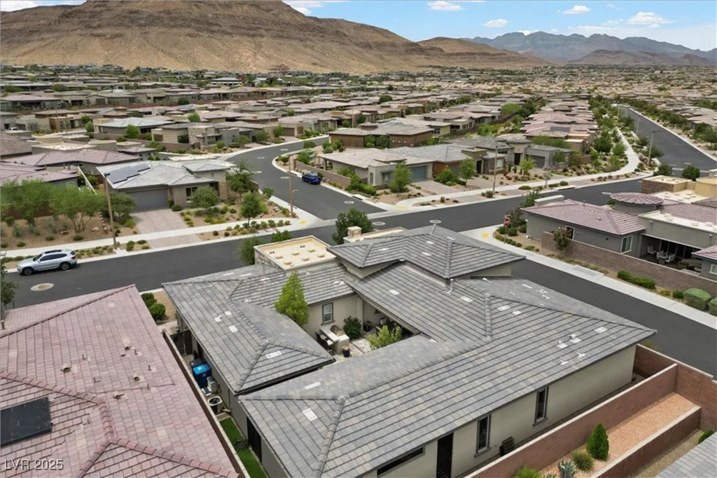 6804 Regency Stone, Las Vegas, NV 89148