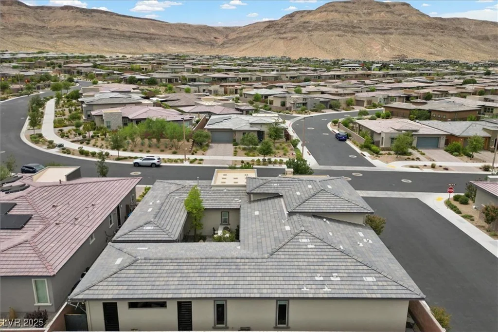 6804 Regency Stone, Las Vegas, NV 89148