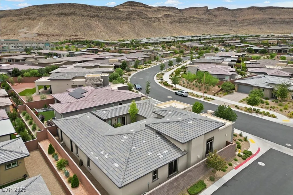 6804 Regency Stone, Las Vegas, NV 89148