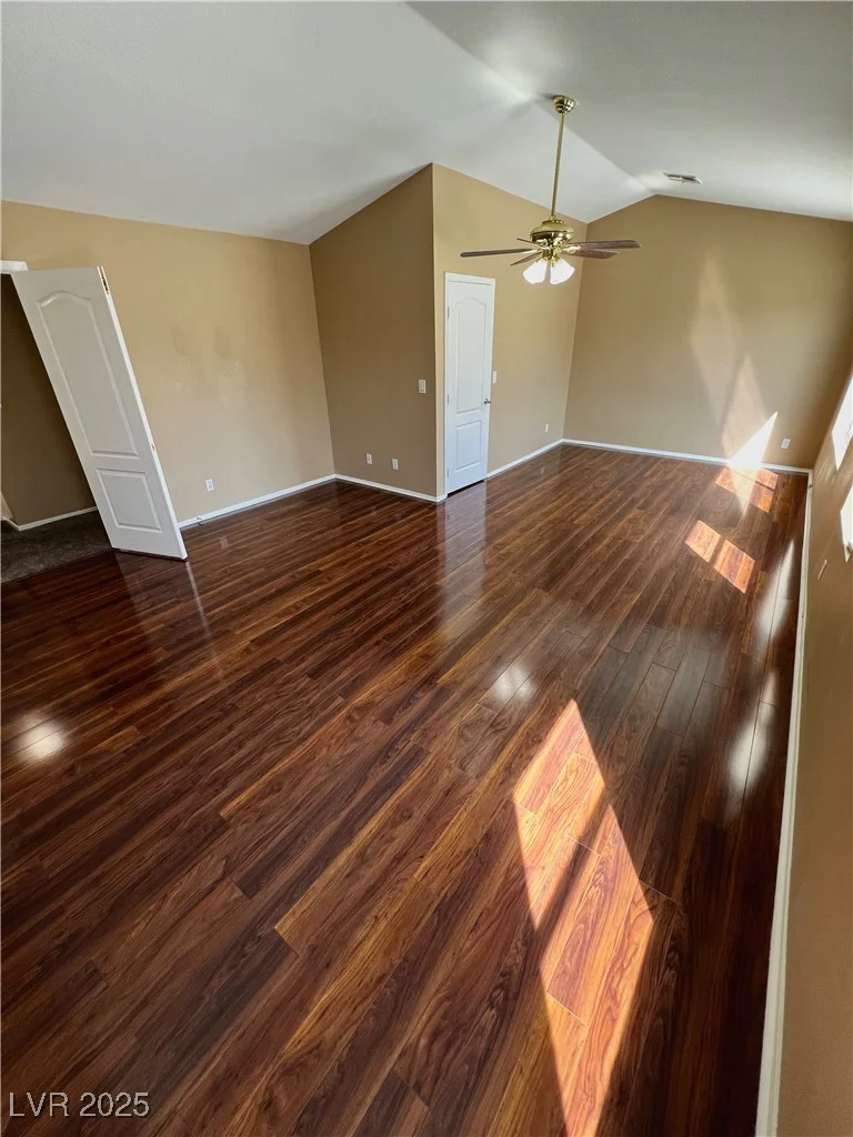 2140 Desert Peak, Las Vegas, NV 89134