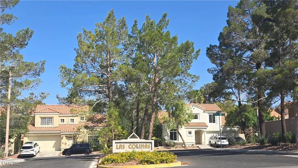2140 Desert Peak, Las Vegas, NV 89134