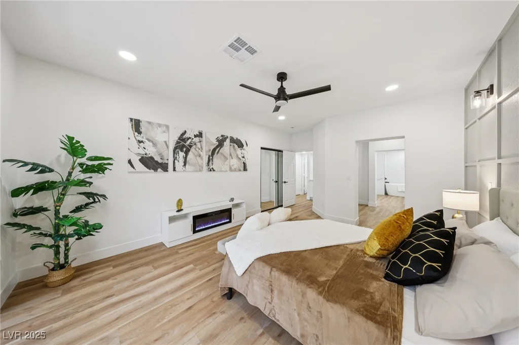 9900 Summer Ash, Las Vegas, NV 89134