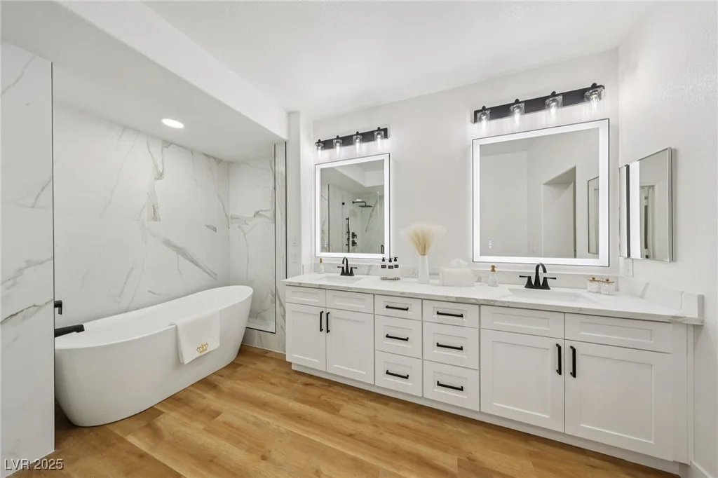 9900 Summer Ash, Las Vegas, NV 89134
