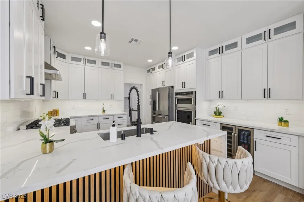 9900 Summer Ash, Las Vegas, NV 89134