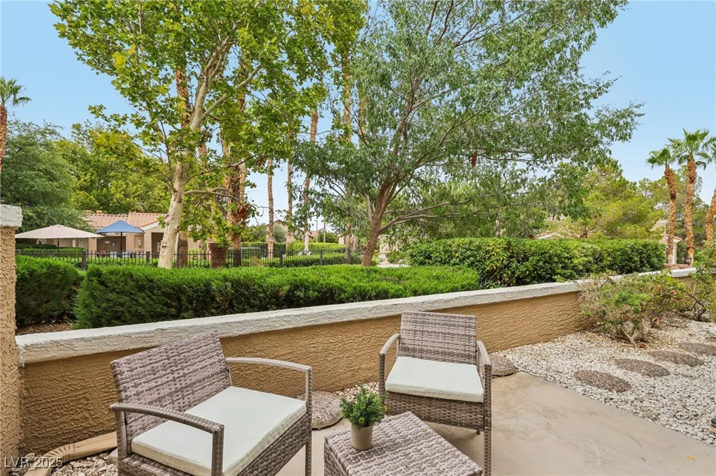 9900 Summer Ash, Las Vegas, NV 89134