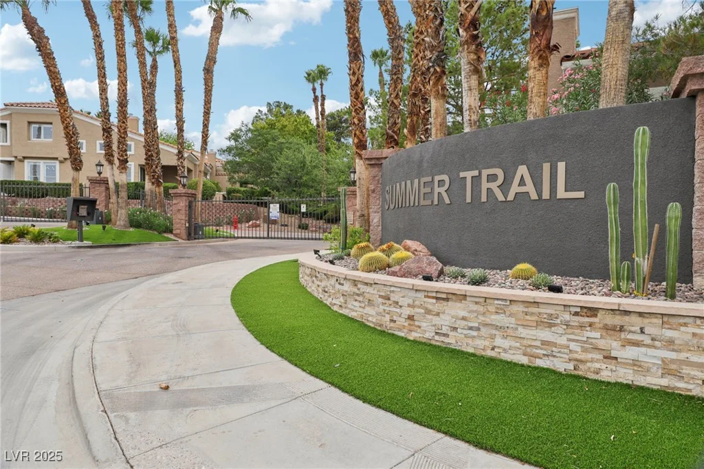 9900 Summer Ash, Las Vegas, NV 89134