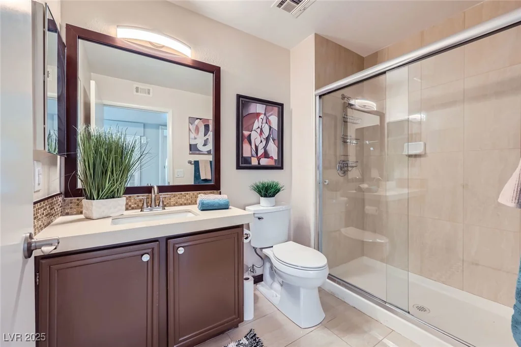 3125 Buffalo, Las Vegas, NV 89128