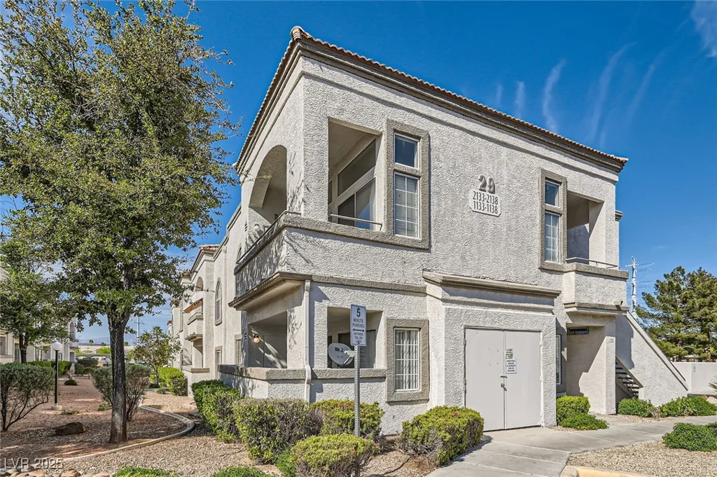 3125 Buffalo, Las Vegas, NV 89128