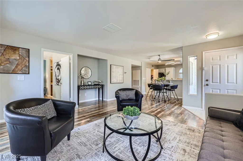 3125 Buffalo, Las Vegas, NV 89128