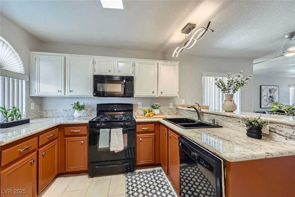 3125 Buffalo, Las Vegas, NV 89128