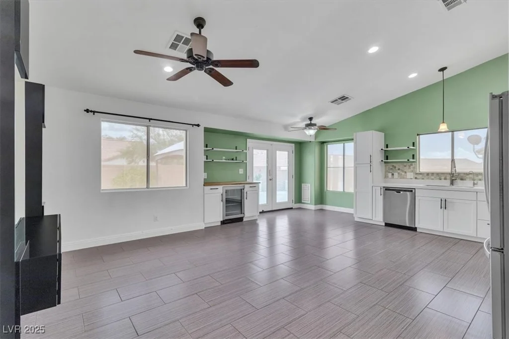 658 Turtleback, North Las Vegas, NV 89031