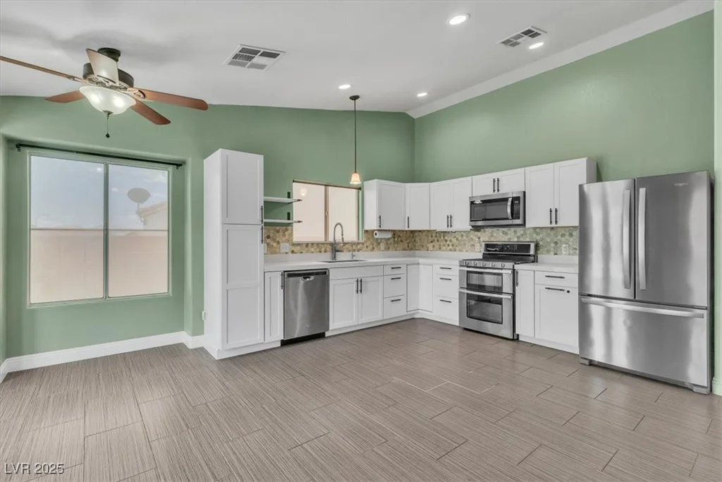658 Turtleback, North Las Vegas, NV 89031