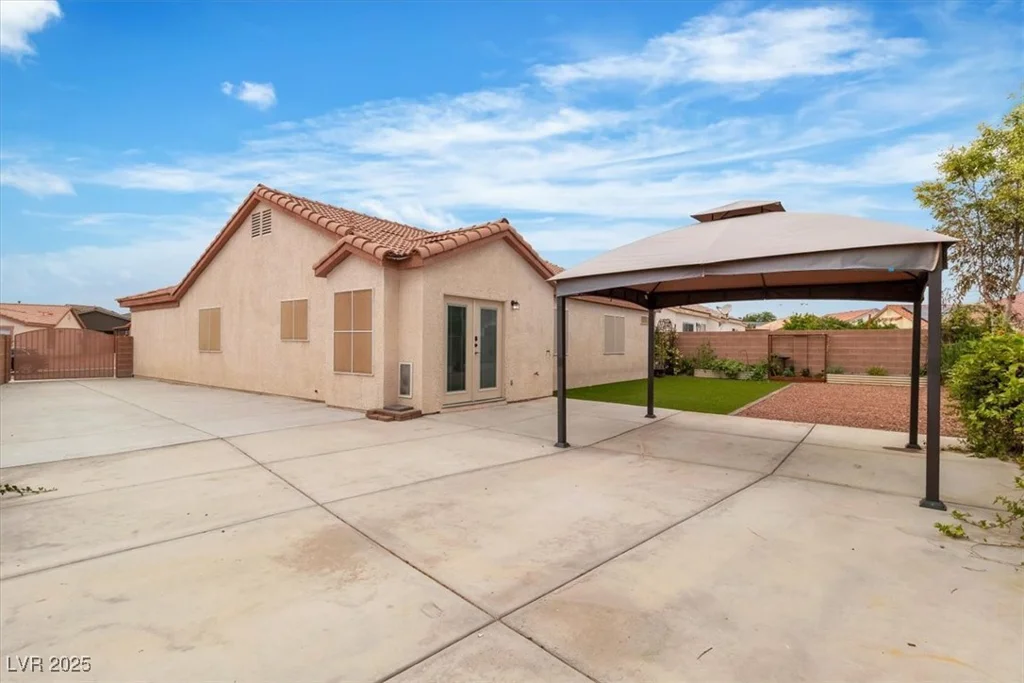 658 Turtleback, North Las Vegas, NV 89031