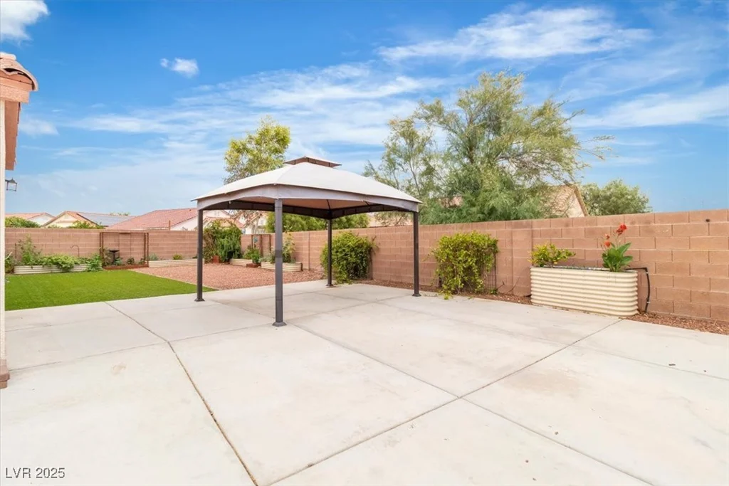 658 Turtleback, North Las Vegas, NV 89031