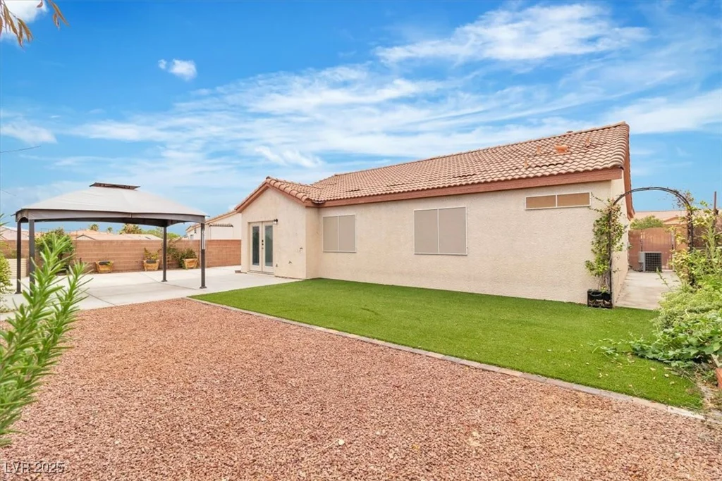 658 Turtleback, North Las Vegas, NV 89031