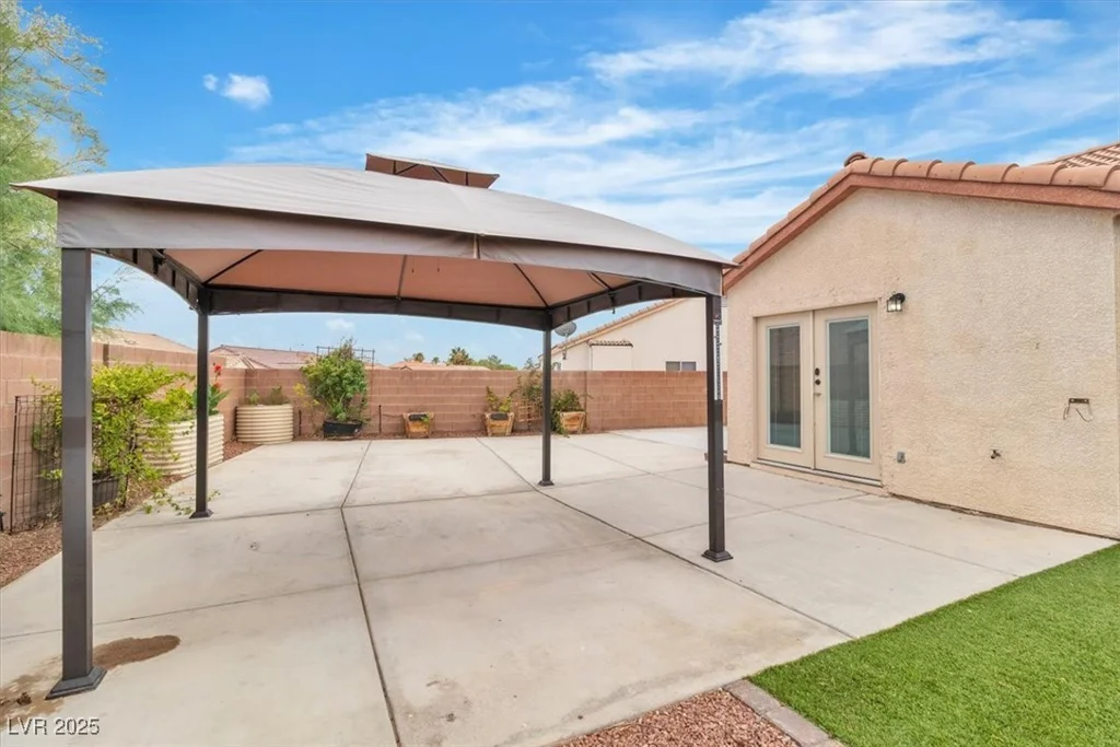 658 Turtleback, North Las Vegas, NV 89031