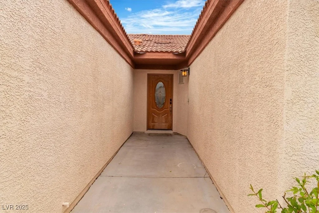 658 Turtleback, North Las Vegas, NV 89031