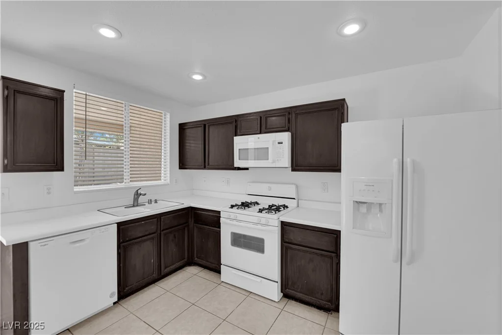 1041 Cedar Pines, Henderson, NV 89011
