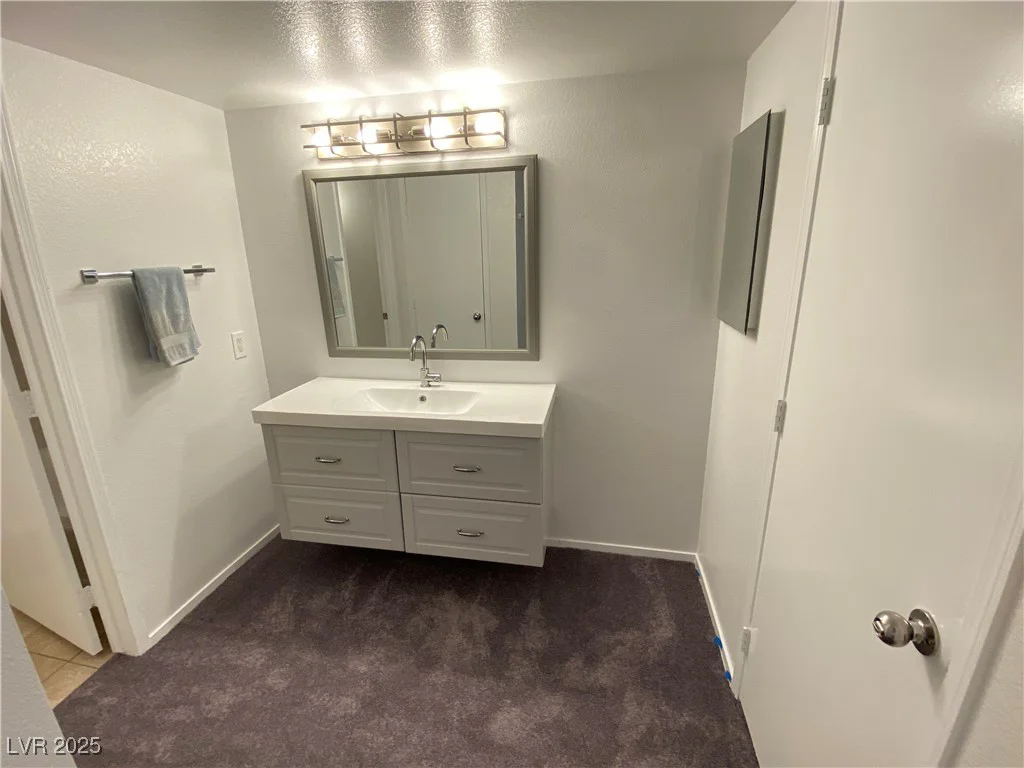 555 Silverado Ranch, Las Vegas, NV 89183
