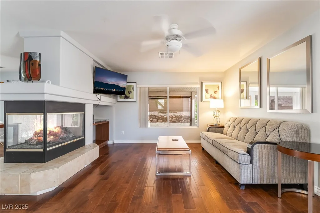 7459 Aurora Glow, Las Vegas, NV 89139