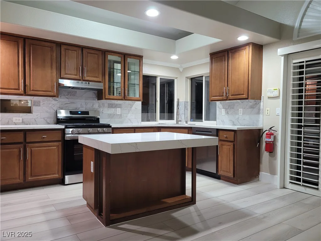 9556 Ancala Hollow, Las Vegas, NV 89148