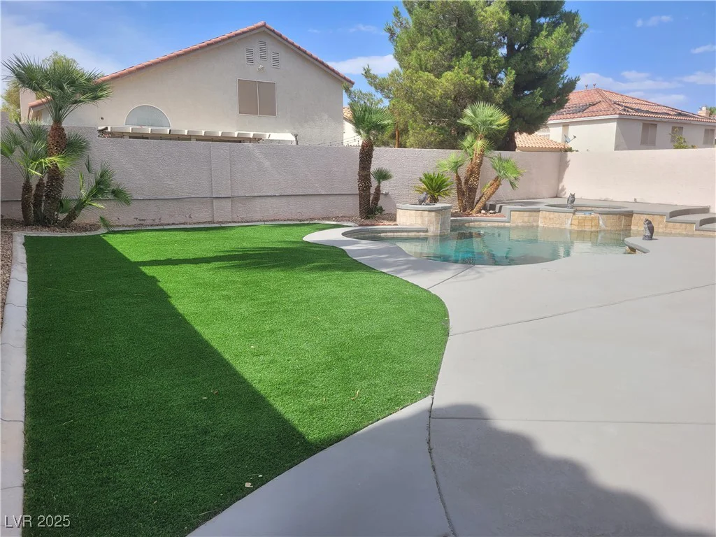 9556 Ancala Hollow, Las Vegas, NV 89148