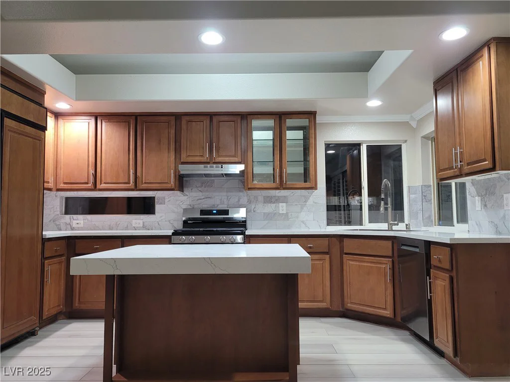 9556 Ancala Hollow, Las Vegas, NV 89148
