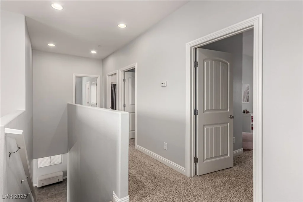 1034 Fish Pond, Henderson, NV 89014