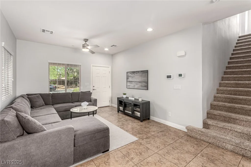 1034 Fish Pond, Henderson, NV 89014