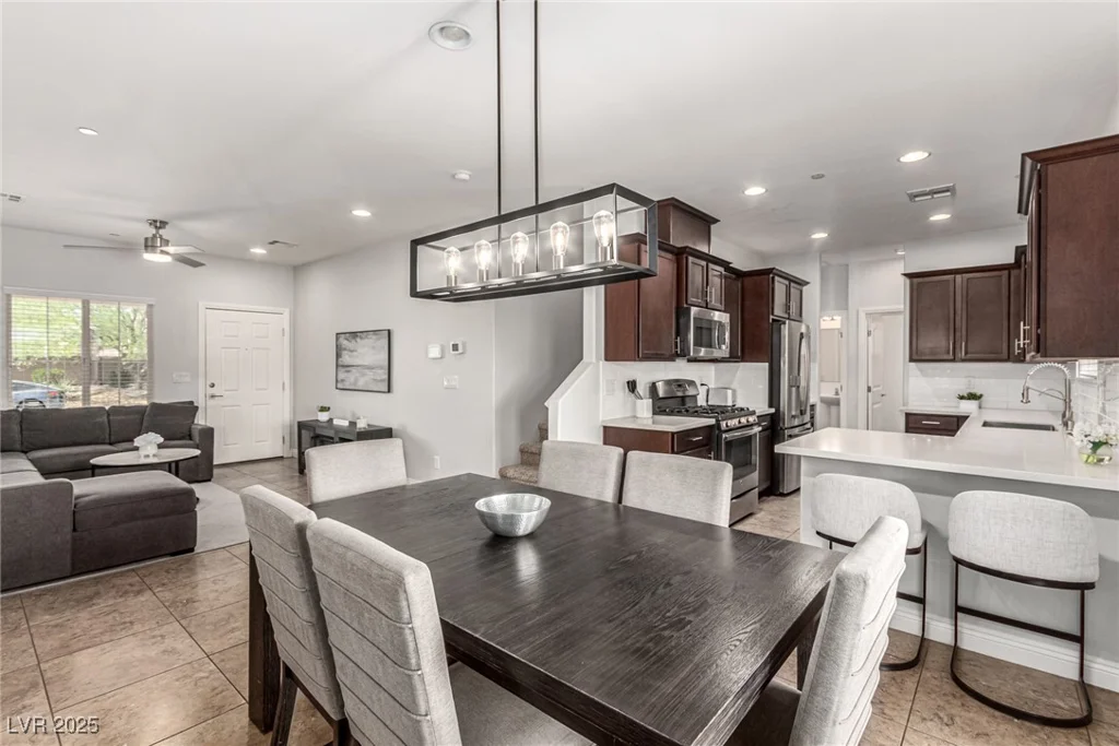 1034 Fish Pond, Henderson, NV 89014