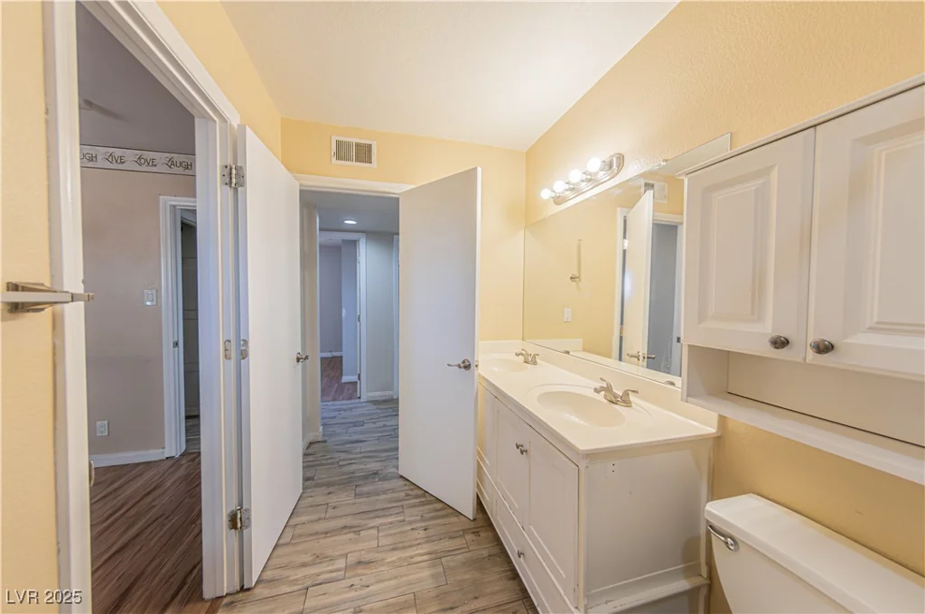 4304 El Conlon, Las Vegas, NV 89102