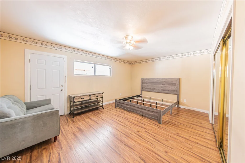 4304 El Conlon, Las Vegas, NV 89102