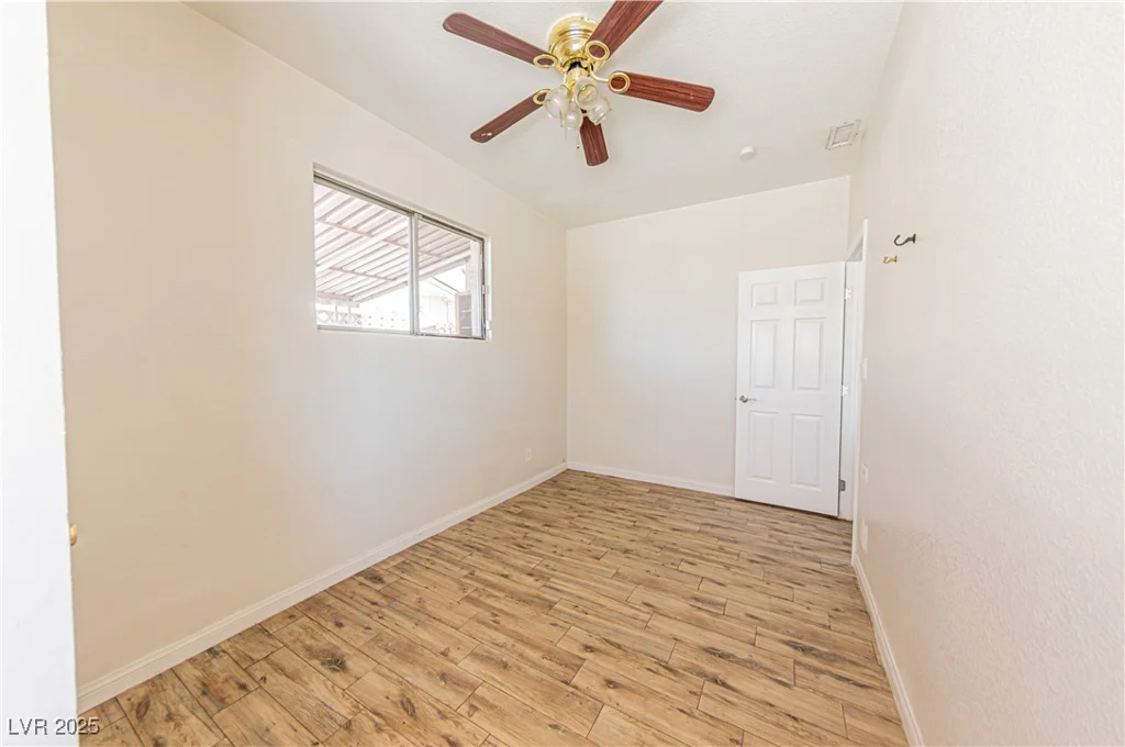 4304 El Conlon, Las Vegas, NV 89102