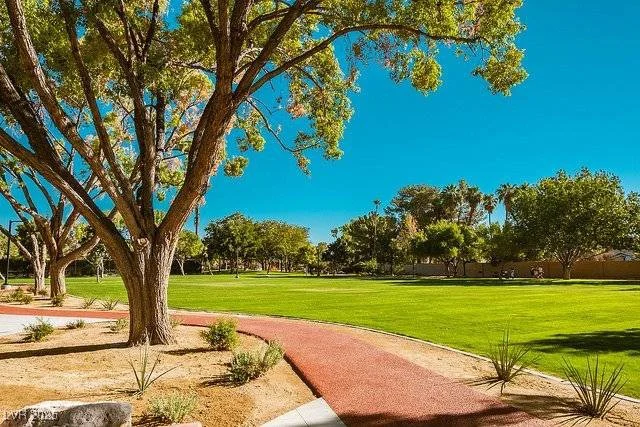 4304 El Conlon, Las Vegas, NV 89102