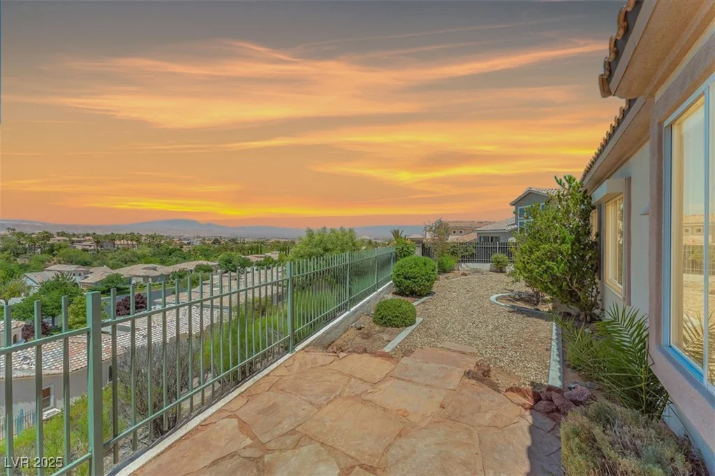 2997 Via Meridiana, Henderson, NV 89052