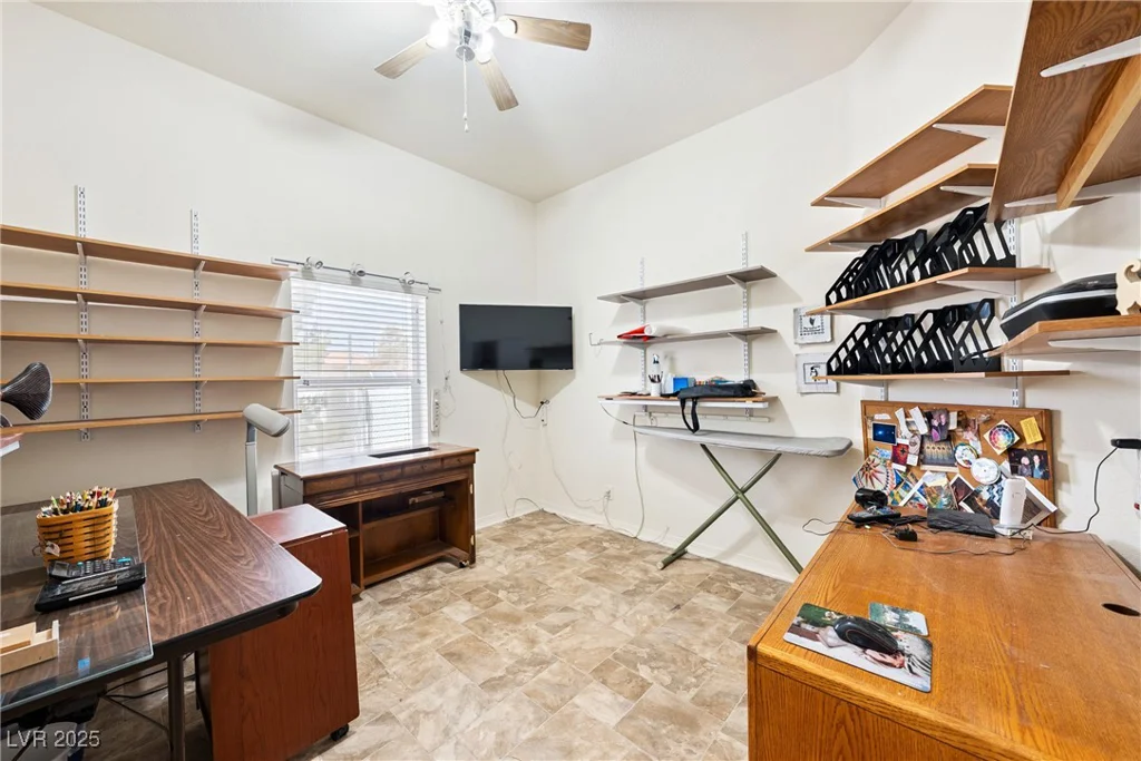 5661 Genoa, Pahrump, NV 89060