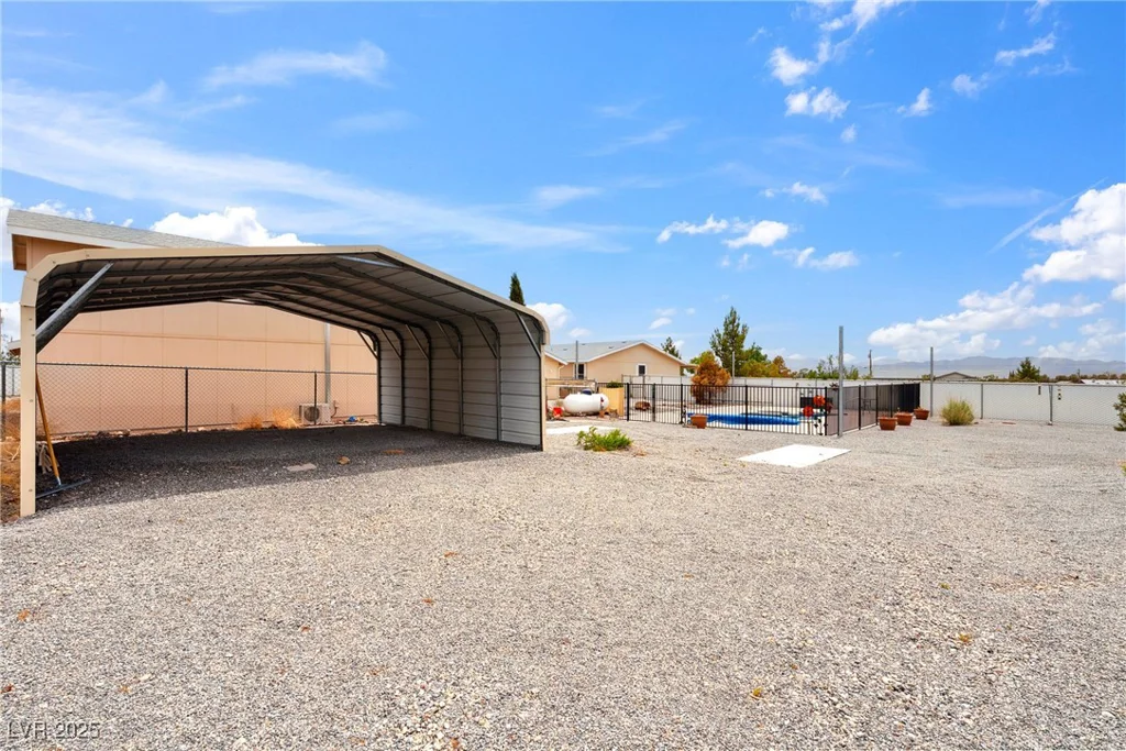 5661 Genoa, Pahrump, NV 89060