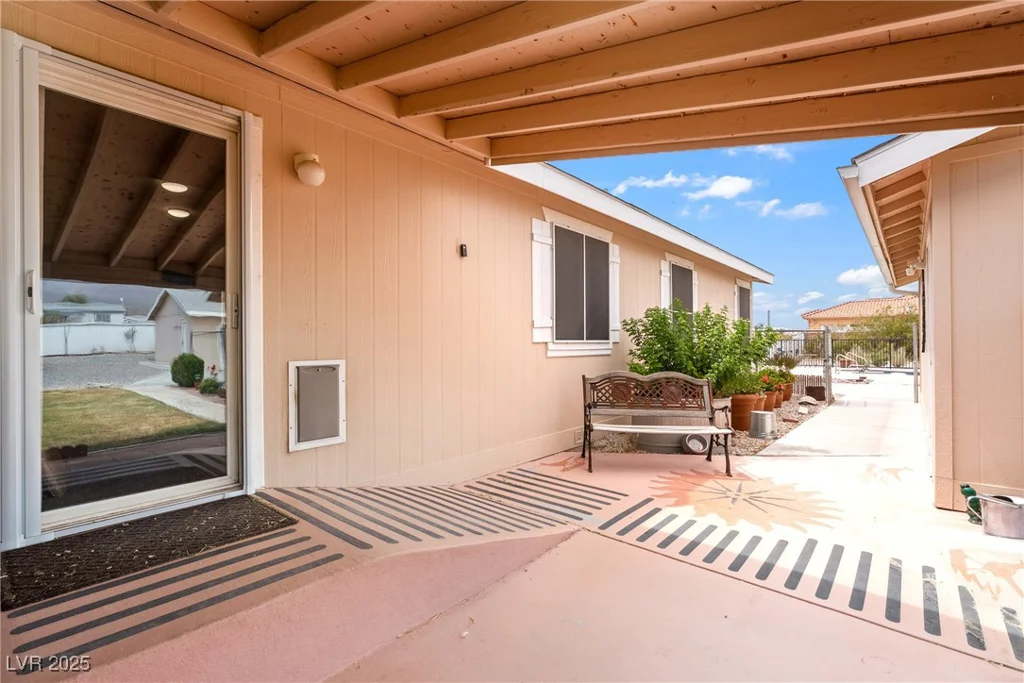 5661 Genoa, Pahrump, NV 89060